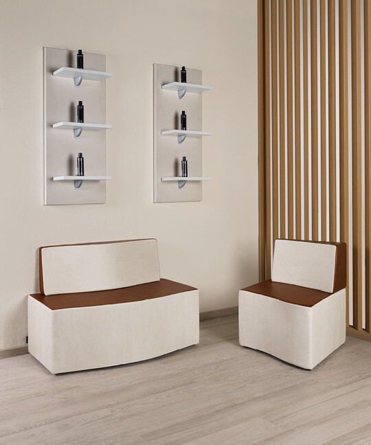 Waiting area for hairdresser: Lounge - Medical & Beauty Waiting area for hairdresser: Lounge - Medical & Beauty