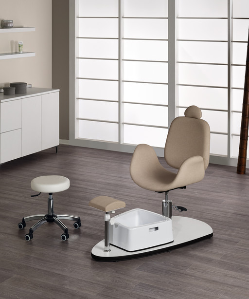 Pedicure chair for beauty centre: Oasis - Medical & Beauty Pedicure chair for beauty centre: Oasis - Medical & Beauty
