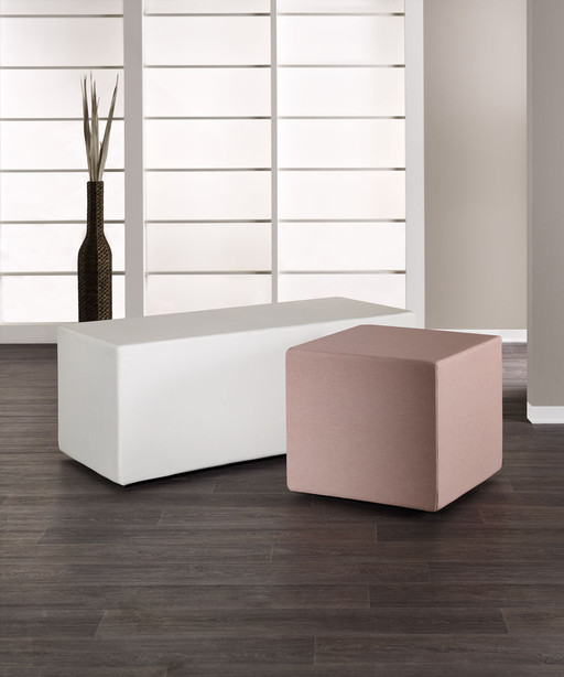 Waiting area for beauty centre: Miami - Medical & Beauty Waiting area for beauty centre: Miami - Medical & Beauty